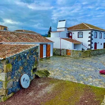Casa Do Avo Jose Alves Villa Praia da Vitoria Exterior photo